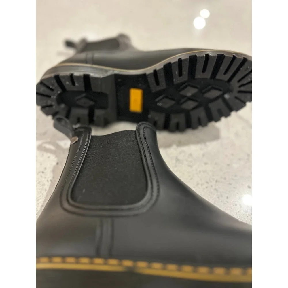 Igor Black Rubber Chelsea Rain Boots Lug Sole‎ Waterproof Women's Size 10